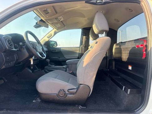 Used 2023 Toyota Tacoma SR RWD image 32