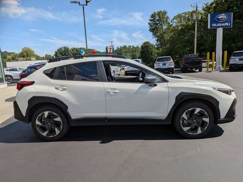 Used 2025 Subaru Crosstrek 2.5i Limited AWD/4WD image 2
