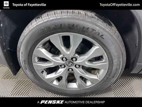 Used 2024 Toyota Grand Highlander Limited image 15