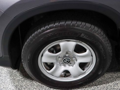 Used 2016 Honda CR-V LX image 11