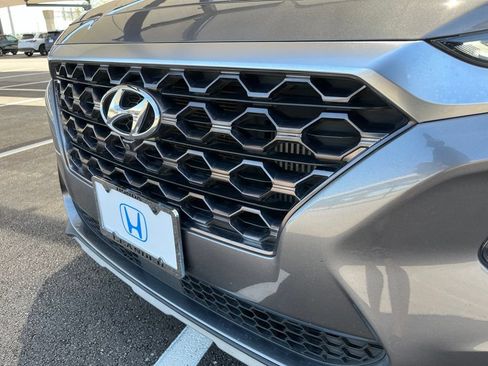 Used 2019 Hyundai Santa Fe FWD image 16