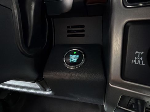 Used 2022 Ford F350 Platinum AWD/4WD image 26