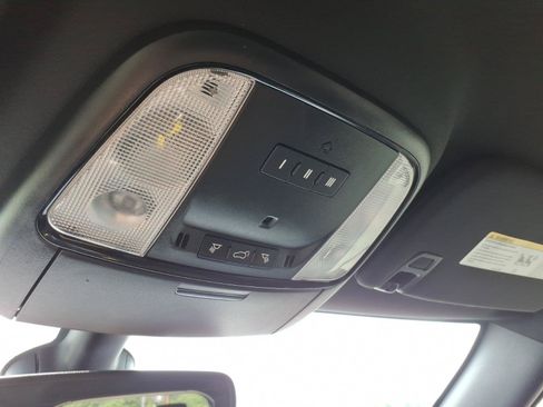 Used 2022 Dodge Durango R/T w/ Blacktop Package AWD/4WD image 21