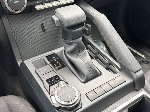 New 2026 Toyota Tacoma SR5 AWD/4WD image 28