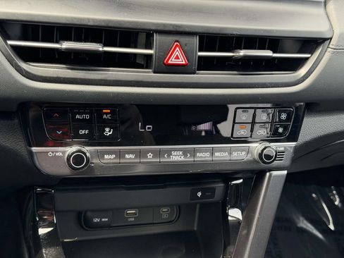 Used 2024 Kia Seltos SX w/ SX Sunroof Package AWD/4WD image 24