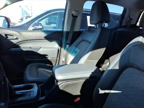 Used 2017 Chevrolet Colorado Z71 image 7