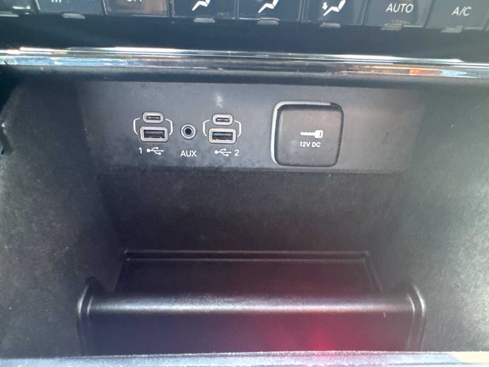 Used 2022 Jeep Grand Cherokee Limited AWD/4WD image 41