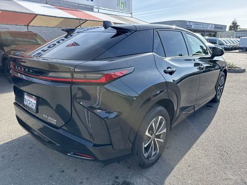 Used 2025 Lexus RZ 450e w/ Accessory Package (2T) AWD/4WD image 5