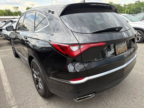 Used 2023 Acura MDX SH-AWD image 3