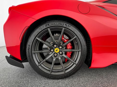 Used 2019 Ferrari 488 Pista Coupe RWD image 34