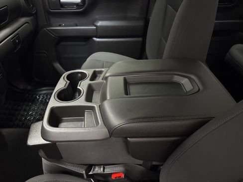 Used 2020 Chevrolet Silverado 1500 Custom Trail Boss w/ Custom Convenience Package AWD/4WD image 16