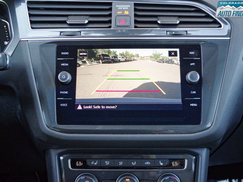 Used 2020 Volkswagen Tiguan SEL image 21