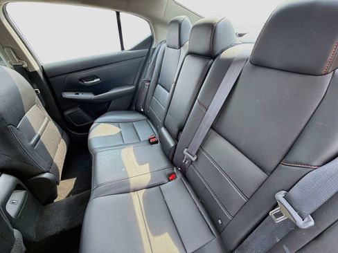 Used 2024 Nissan Sentra SR w/ SR Premium Package FWD image 12