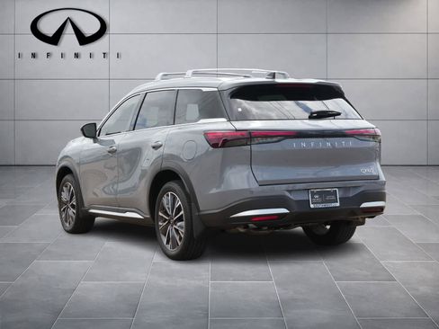 Certified 2026 INFINITI QX60 Luxe w/ Cargo Package FWD image 5
