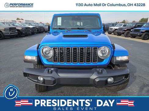 New 2026 Jeep Gladiator Sport image 2