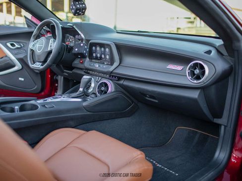 Used 2021 Chevrolet Camaro SS image 41