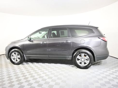 Used 2017 Chevrolet Traverse LT AWD/4WD image 3