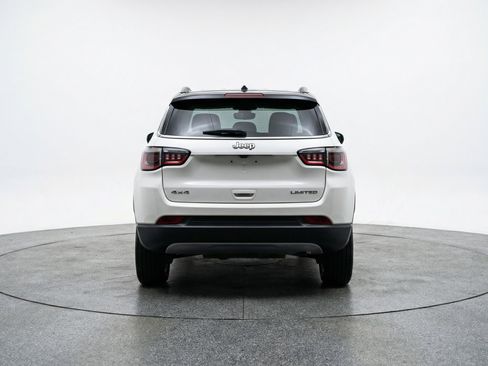 Used 2025 Jeep Compass Limited AWD/4WD image 7