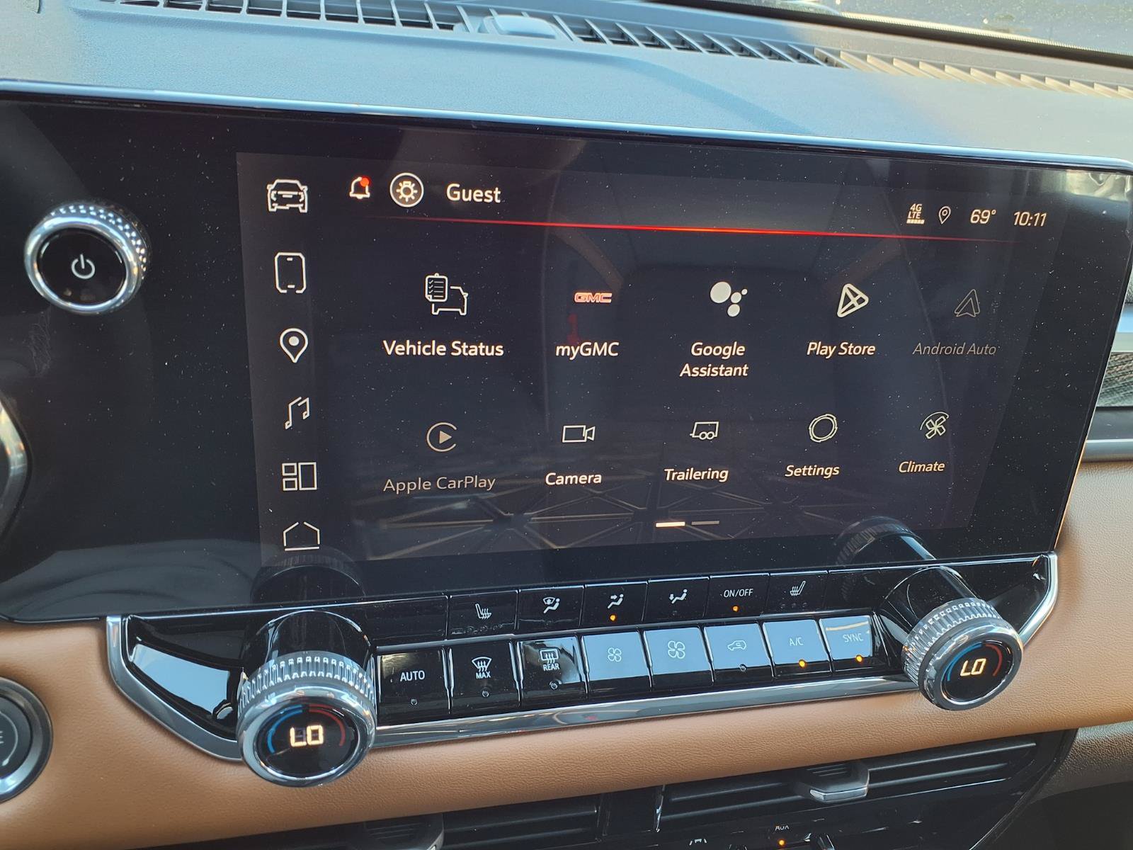 New 2026 GMC Canyon AT4 AWD/4WD image 3