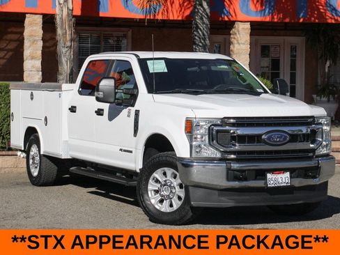 Used 2022 Ford F250 XL AWD/4WD image 2