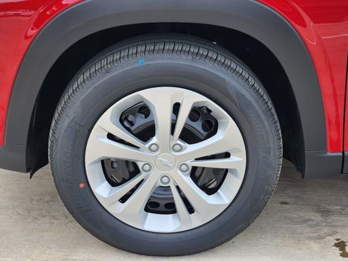 New 2026 Chevrolet Trax LS FWD image 11