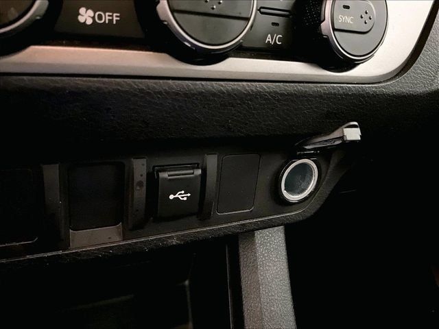 Used 2023 Toyota Tacoma SR AWD/4WD image 31