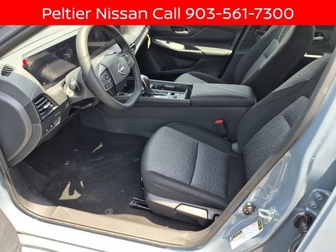 New 2026 Nissan Sentra SV w/ SV Convenience Package FWD image 7