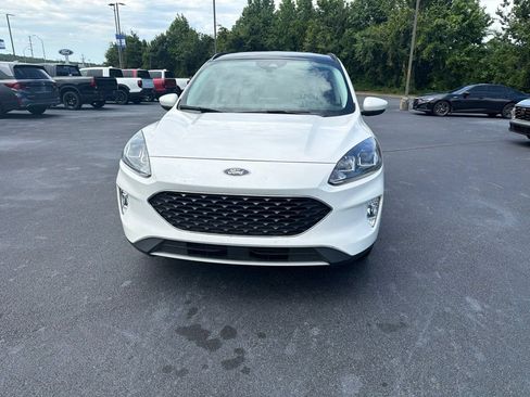 Used 2022 Ford Escape SEL FWD image 2