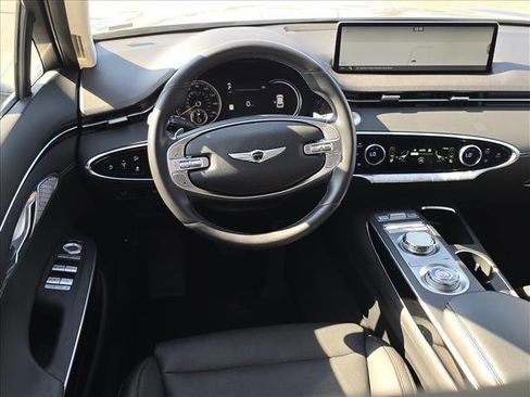 Used 2025 Genesis GV70 2.5T image 11