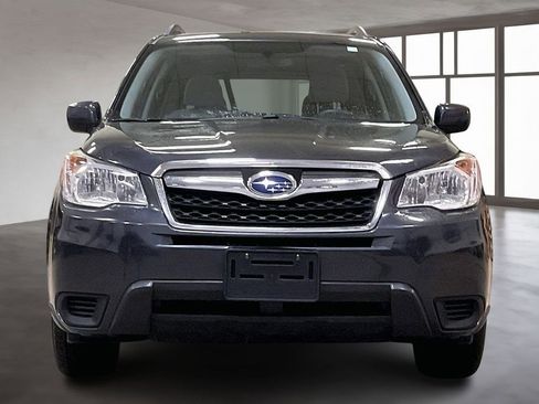 Used 2016 Subaru Forester 2.5i Premium image 3