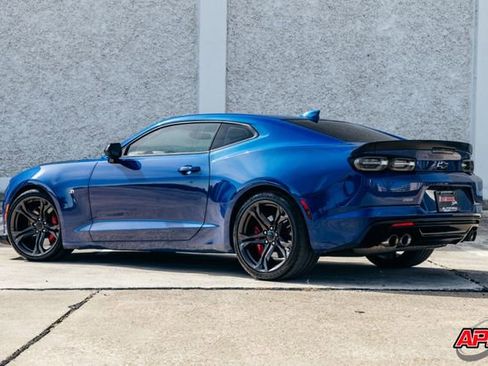 Used 2019 Chevrolet Camaro SS image 5