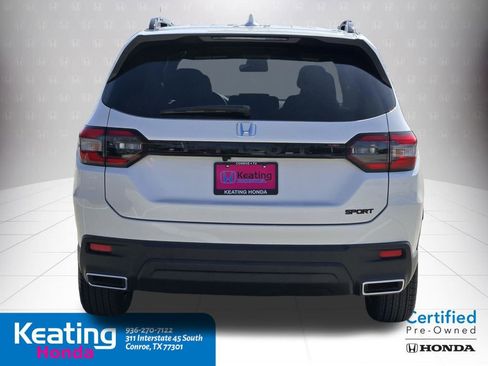Certified 2025 Honda Pilot Sport image 7