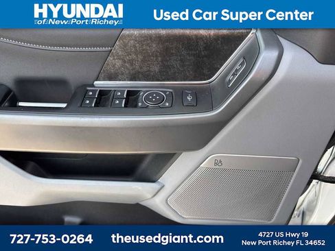 Used 2023 Ford F250 XLT w/ XLT Premium Package image 13