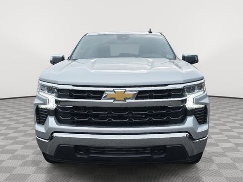 Used 2022 Chevrolet Silverado 1500 LT image 2
