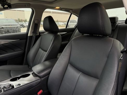 Used 2015 INFINITI Q50 Premium w/ Navigation Package AWD/4WD image 20