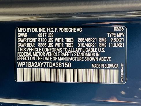 New 2026 Porsche Cayenne Coupe image 34