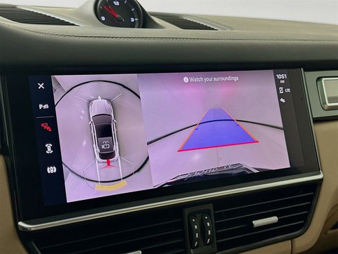 Used 2023 Porsche Cayenne S image 15