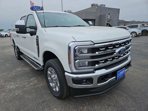New 2026 Ford F250 Lariat AWD/4WD image 2