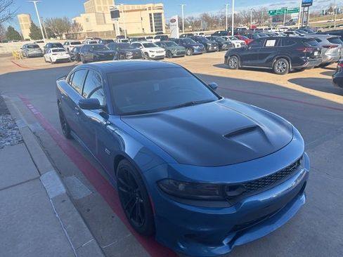 Used 2022 Dodge Charger Scat Pack w/ Dynamics Package image 6