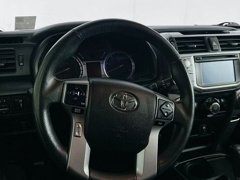 Used 2018 Toyota 4Runner SR5 image 18