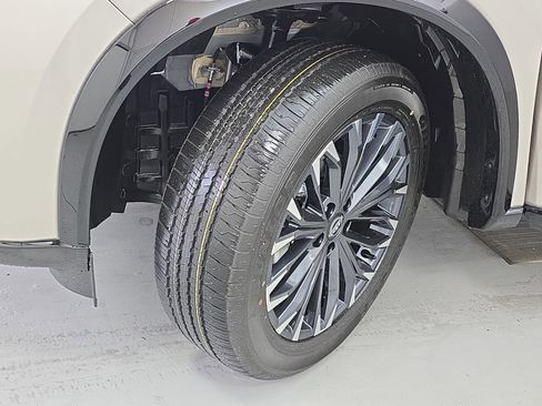 New 2026 Nissan Rogue Platinum AWD/4WD image 33