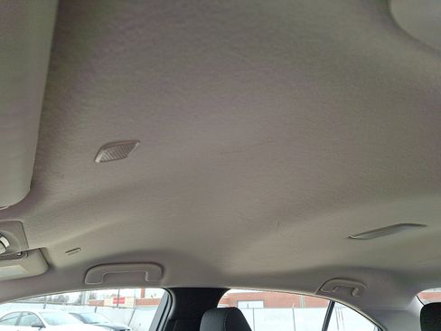 Used 2025 Toyota Corolla LE image 21