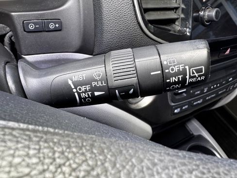 Used 2019 Honda Pilot EX image 25