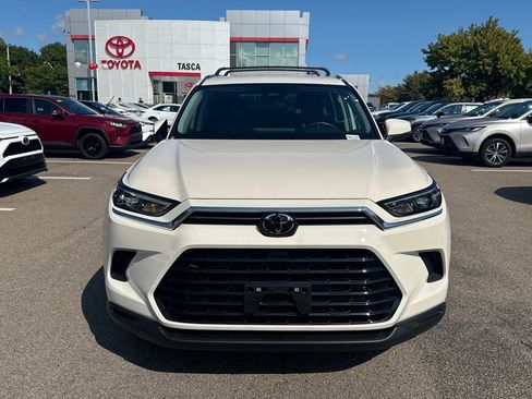 Used 2024 Toyota Grand Highlander XLE image 5