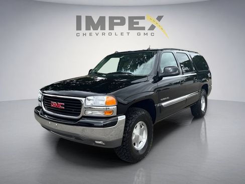 Used 2005 GMC Yukon XL SLT w/ SLT Preferred Equipment Group RWD image 1