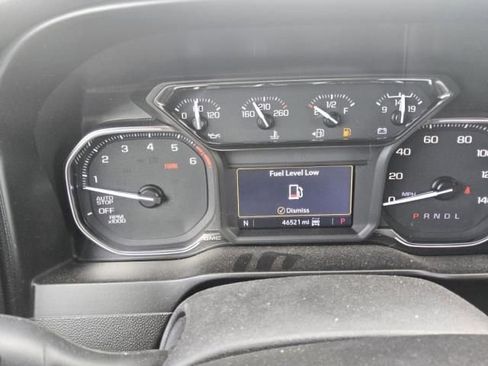 Used 2021 GMC Sierra 1500 SLT w/ SLT Premium Plus Package AWD/4WD image 10