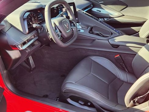 Used 2024 Chevrolet Corvette Stingray Coupe w/ Z51 Performance Package image 10