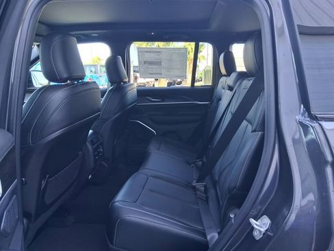 New 2026 Jeep Grand Cherokee Limited w/ Limited Altitude Package RWD image 22