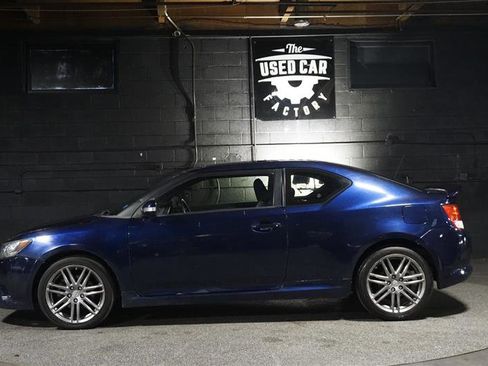 Used 2011 Scion tC image 2