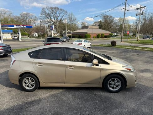 Used 2010 Toyota Prius Two image 1